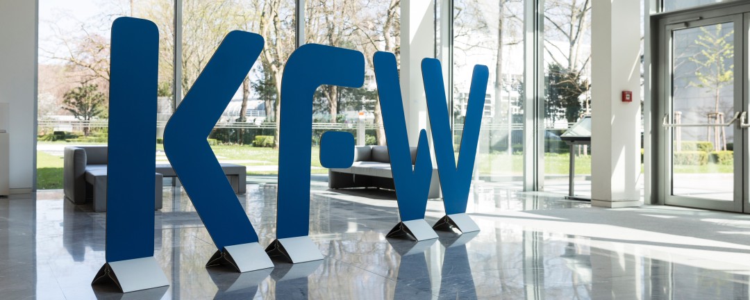 KFW Logo in a lobby
