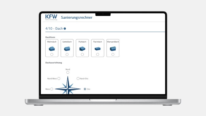 Vorschaubild des KfW-Sanierungsrechners auf einem Laptop